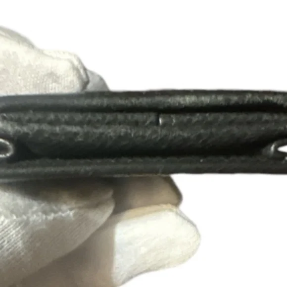 Louis Vuitton Taiga Leather Coin Case Black - Picture 6 of 9